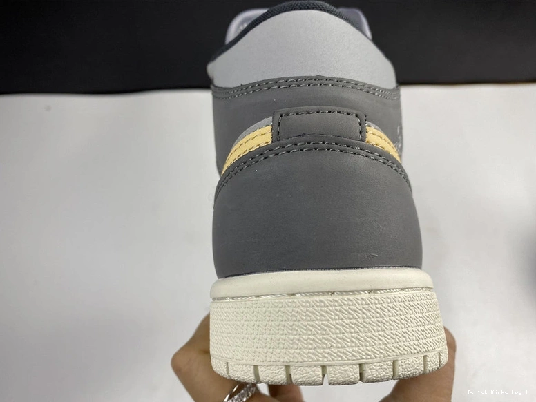 (W) 1 Jordan Grey Mid - BQ6472-020 Onyx 0520